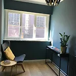 Between Bed & Breakfast 4*