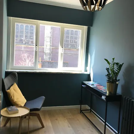 Between Bed & Breakfast 4*