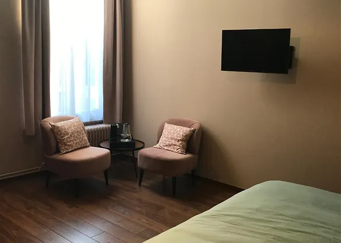 Bed & Breakfast Between