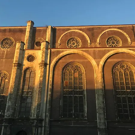 Nocleg ze śniadaniem Between